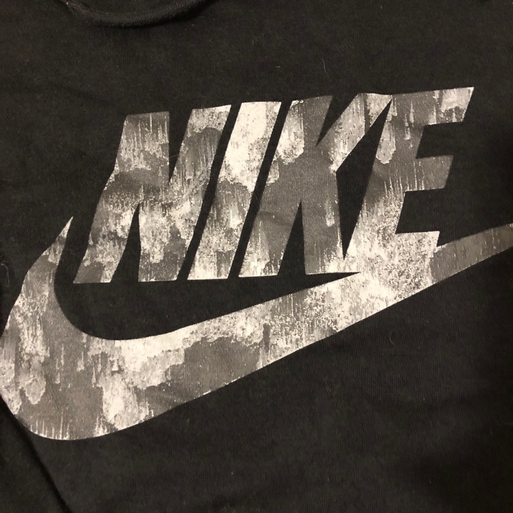 NIKE Woman’s Hoodie: Size Medium. Excellent Cond💕